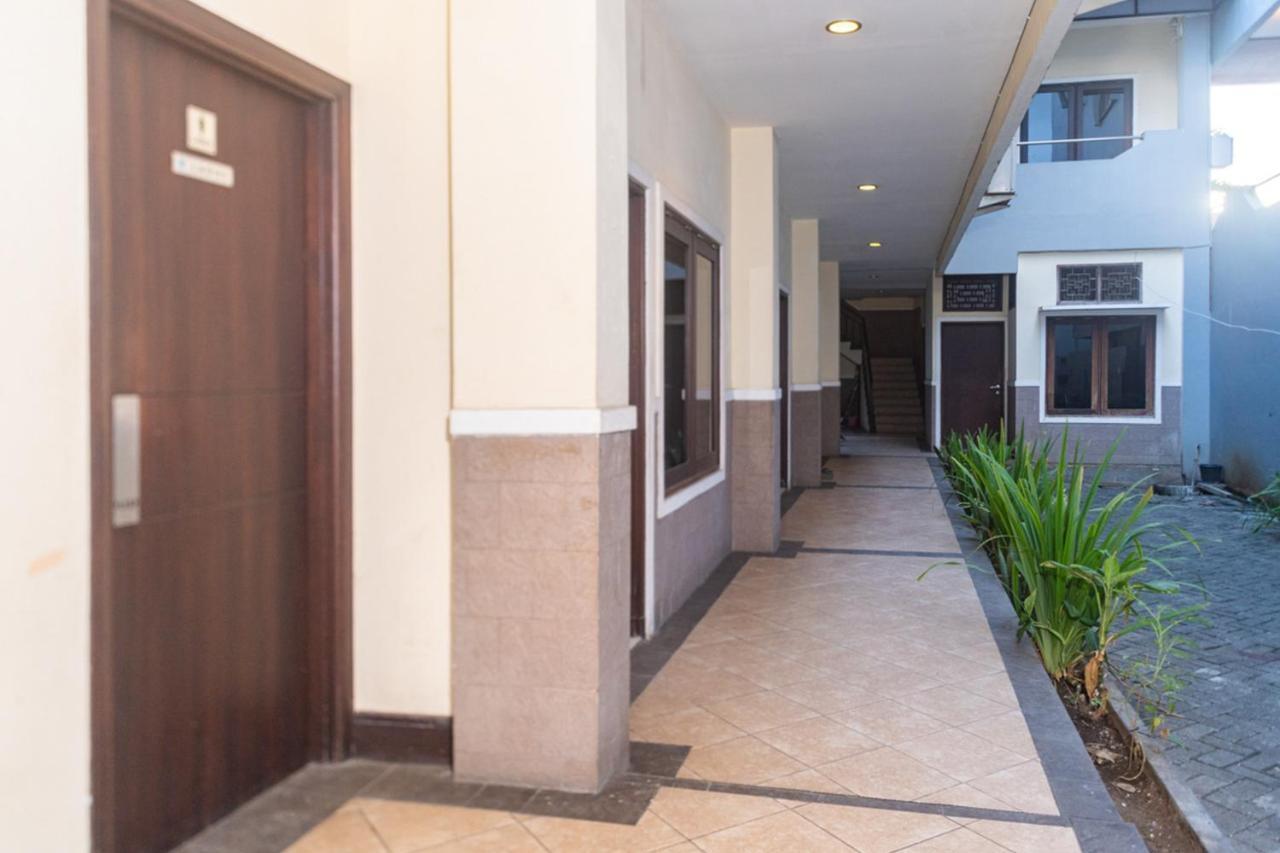 Reddoorz Near Bahu Mall Manado Malalayang Exteriér fotografie
