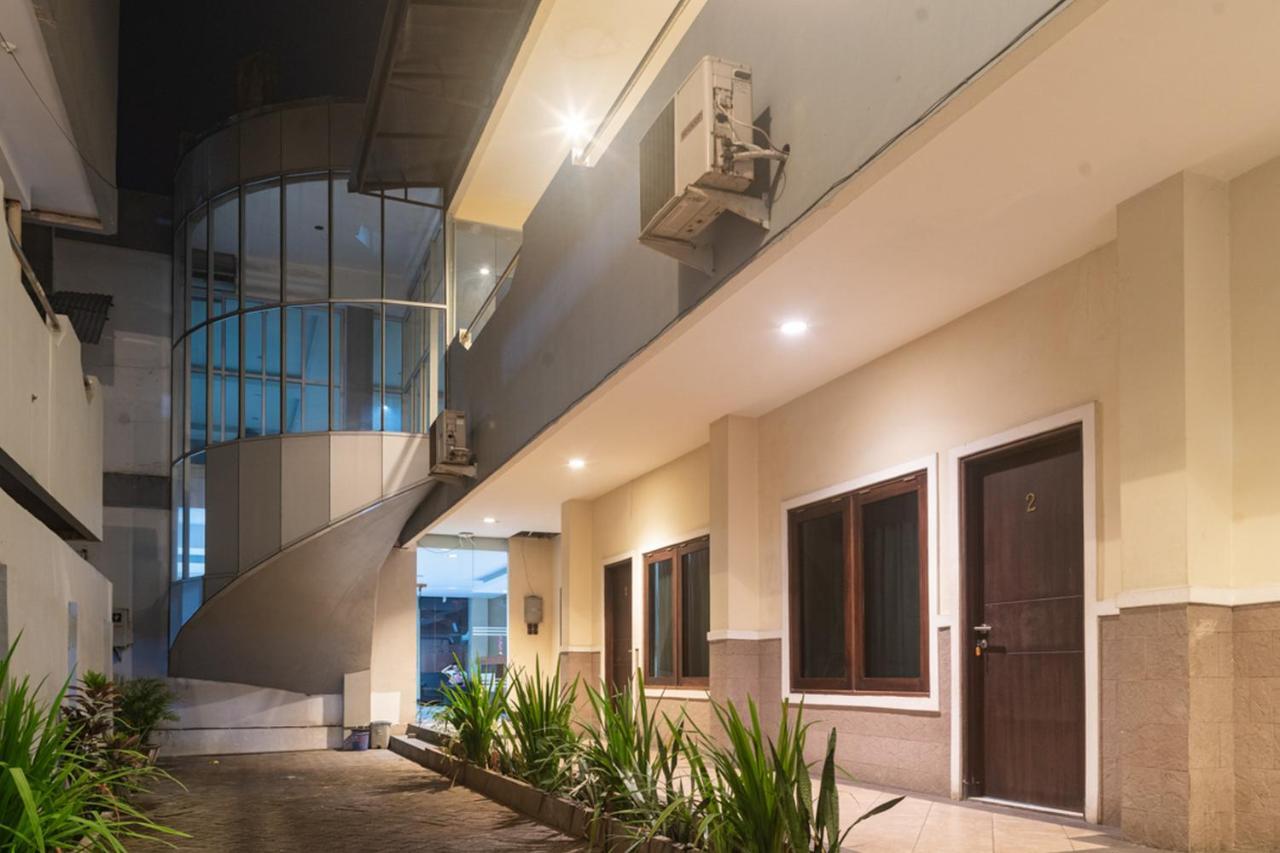 Reddoorz Near Bahu Mall Manado Malalayang Exteriér fotografie