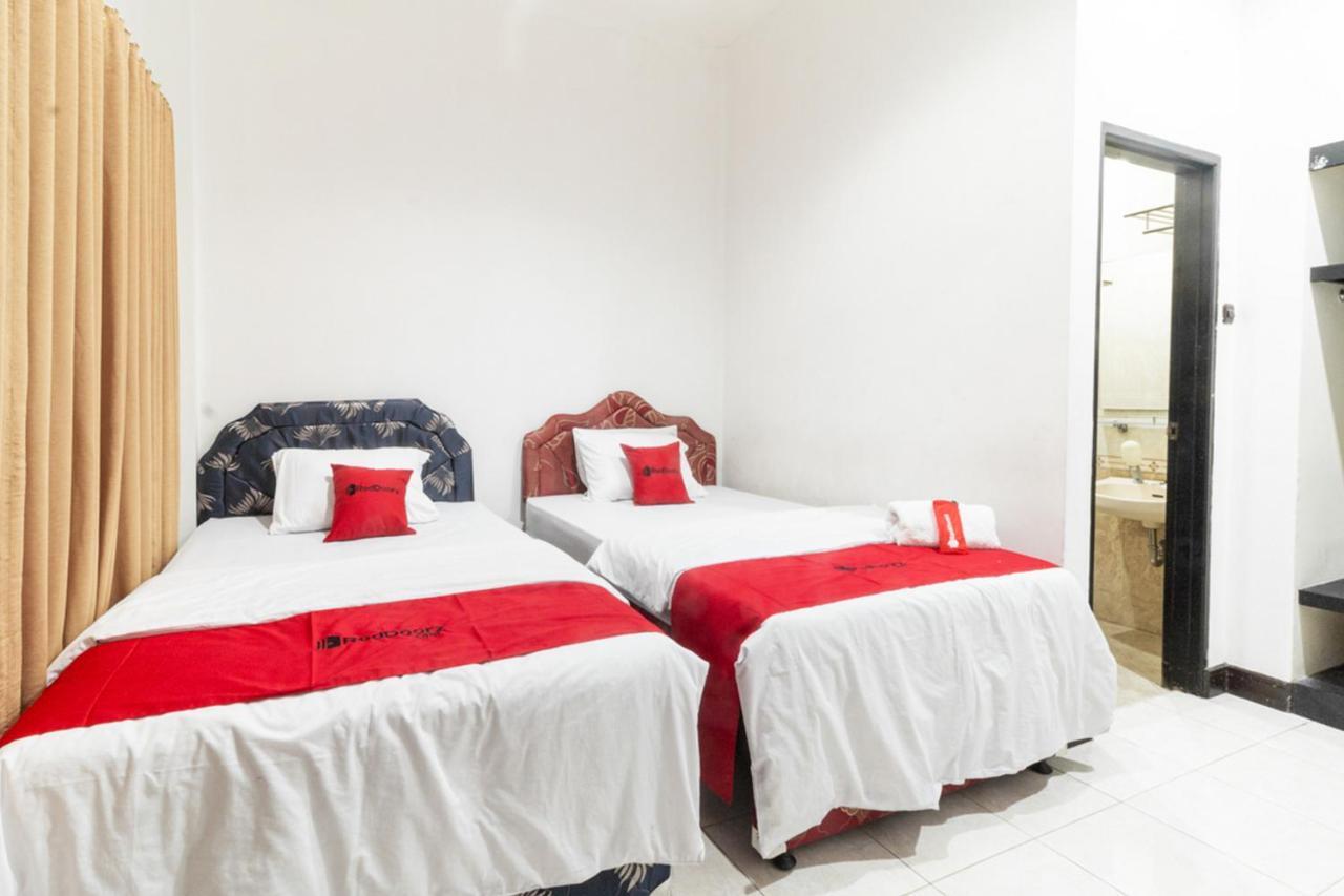 Reddoorz Near Bahu Mall Manado Malalayang Exteriér fotografie