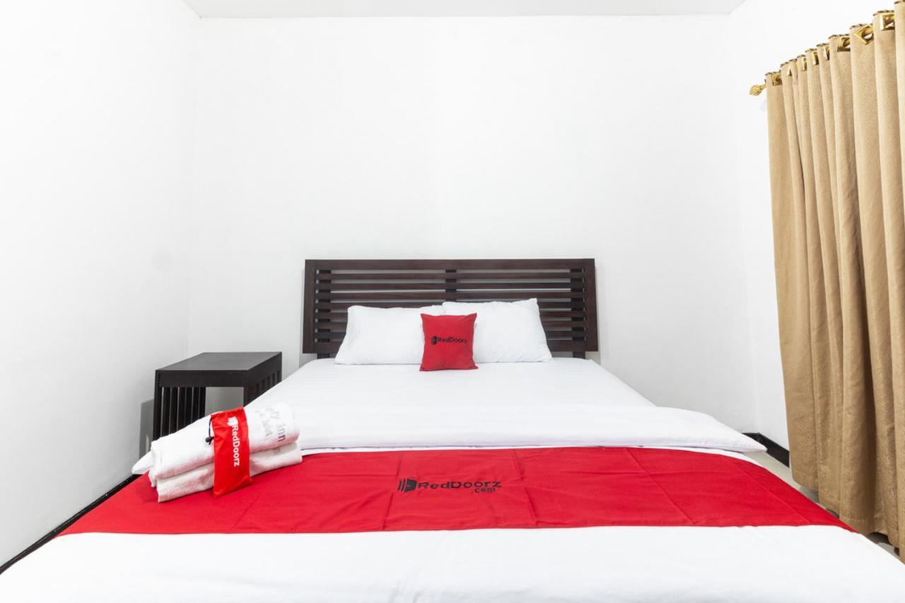 Reddoorz Near Bahu Mall Manado Malalayang Exteriér fotografie